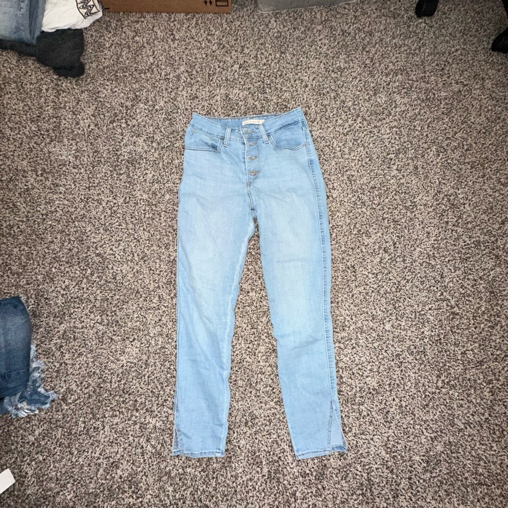 Levi’s Women's Light Blue Jeans